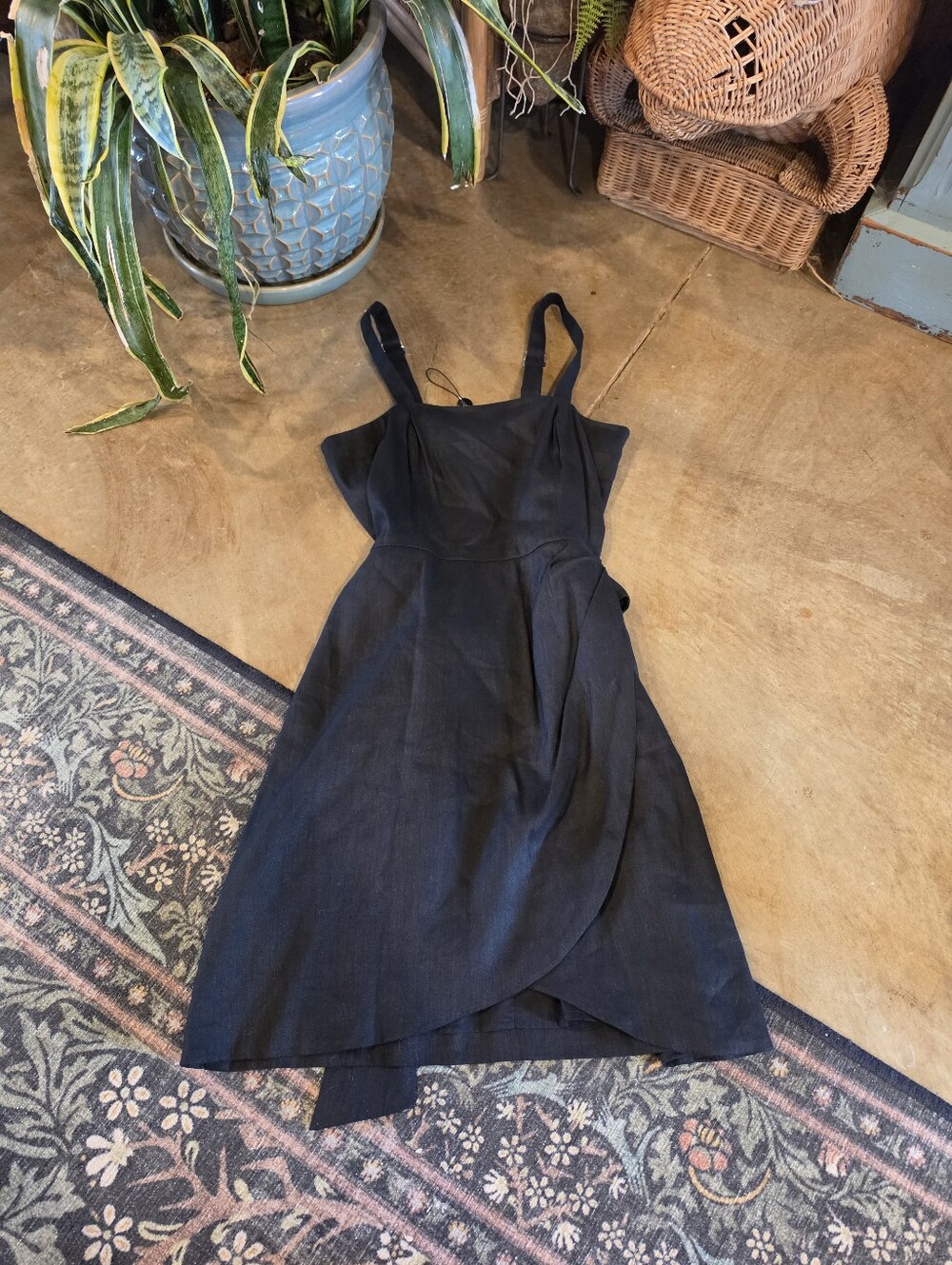 NWOT Gianni Bini Black Sleeveless Tie Back Waist Mini Dress Size 2